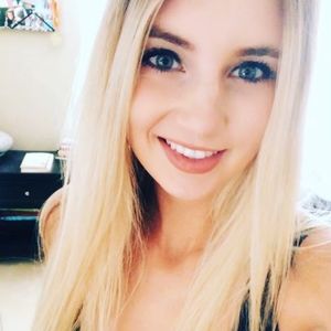 Meet your Posher, Kenna